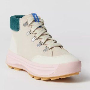 Sorel Ona 503 Hiker Boot